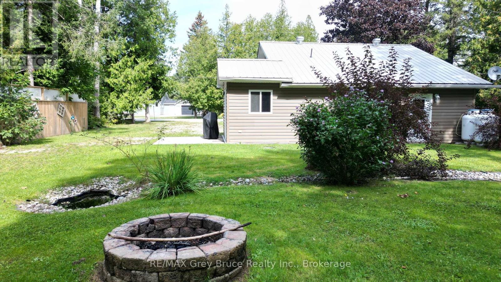 549 Stokes Bay Road, Northern Bruce Peninsula, Ontario  N0H 1W0 - Photo 25 - X12265741