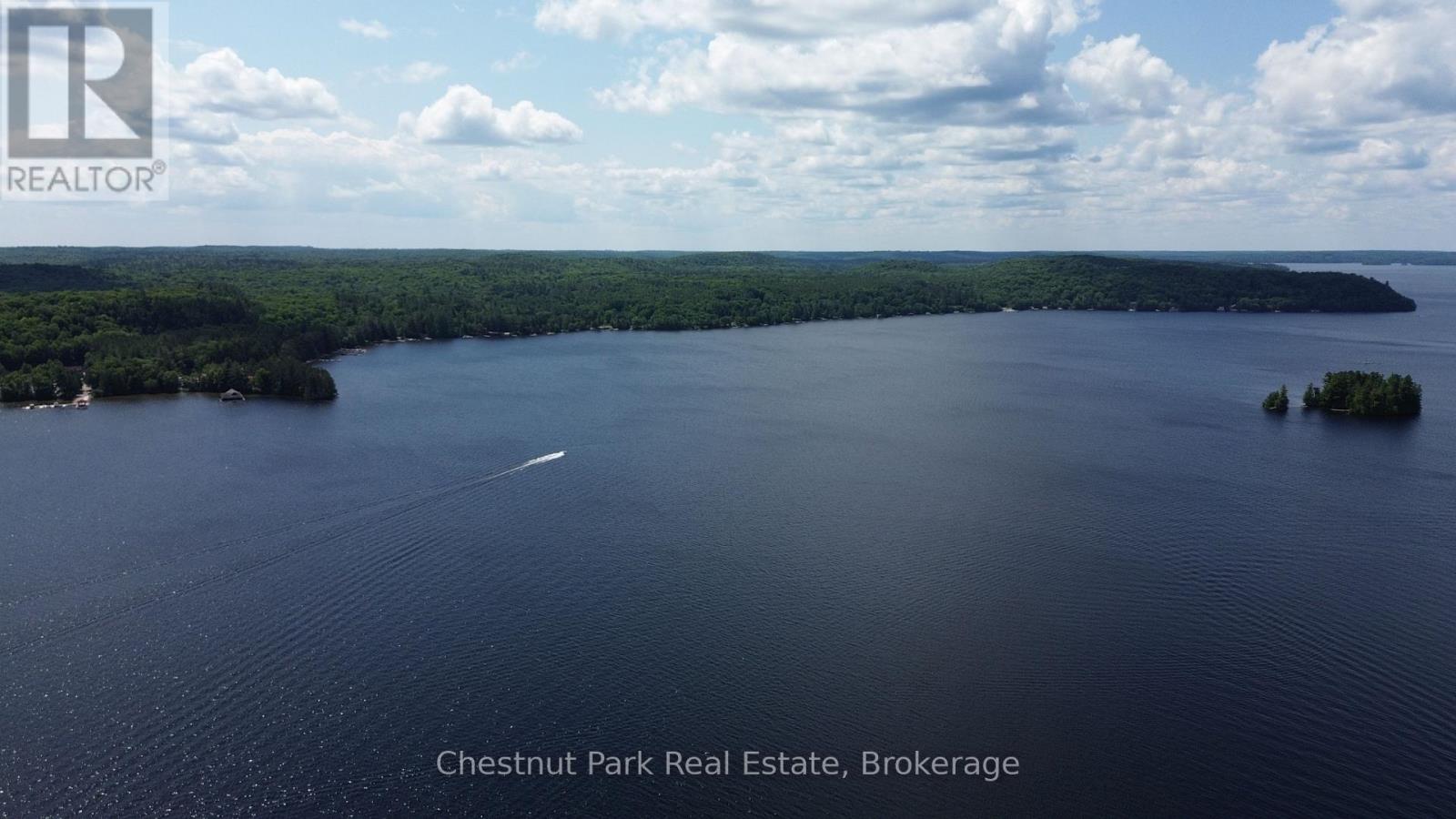 32 Bigwin Island, Lake Of Bays, Ontario  P0B 1A0 - Photo 20 - X12265757