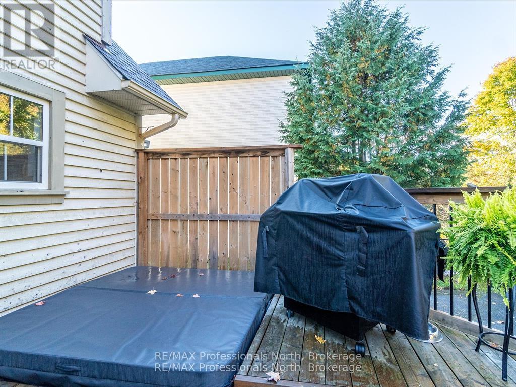 26 Coates Avenue, Bracebridge, Ontario  P1L 1Y5 - Photo 15 - X12265876