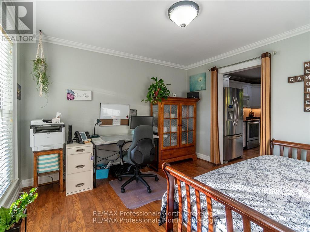 26 Coates Avenue, Bracebridge, Ontario  P1L 1Y5 - Photo 18 - X12265876
