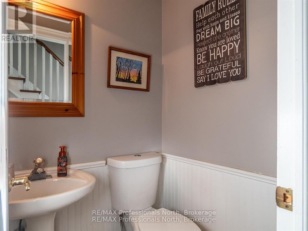 26 Coates Avenue, Bracebridge, Ontario  P1L 1Y5 - Photo 20 - X12265876