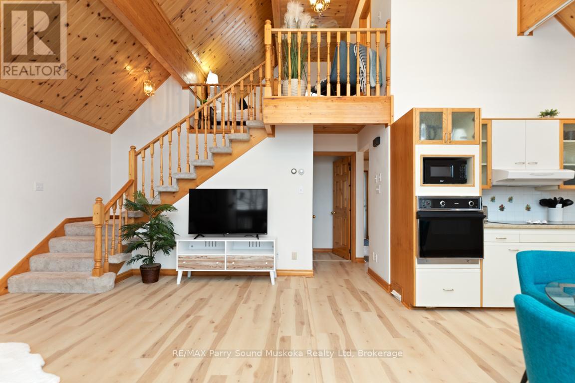 14 Emily Street, Parry Sound, Ontario  P2A 2P3 - Photo 12 - X12266064