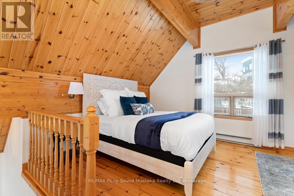 14 Emily Street, Parry Sound, Ontario  P2A 2P3 - Photo 17 - X12266064