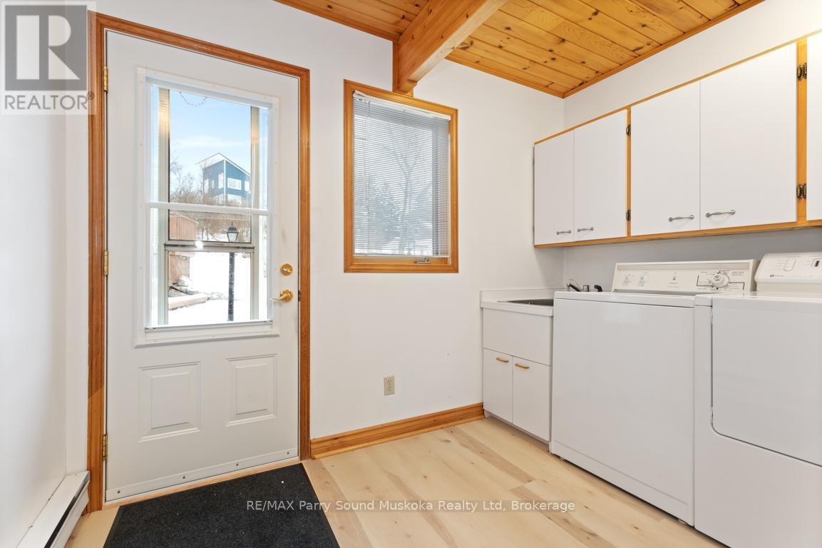 14 Emily Street, Parry Sound, Ontario  P2A 2P3 - Photo 26 - X12266064