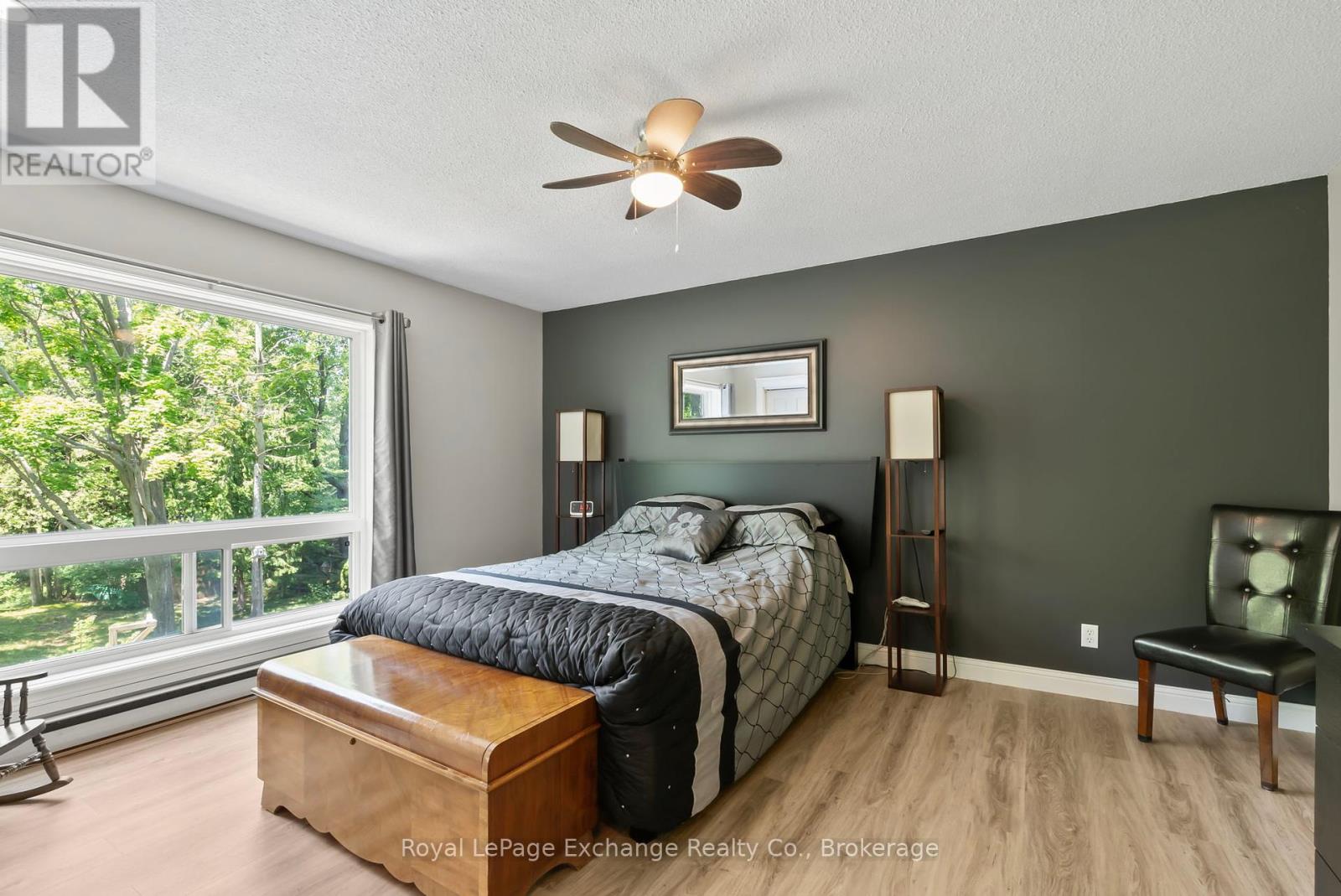 71 Upper Lorne Beach Road, Kincardine, Ontario  N0G 2T0 - Photo 12 - X12266083