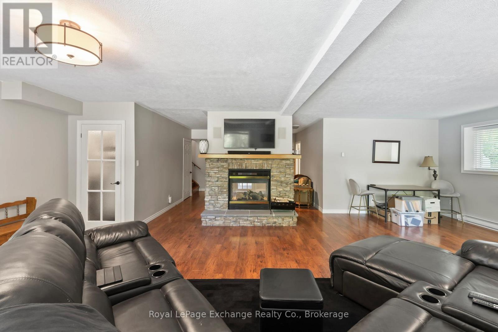 71 Upper Lorne Beach Road, Kincardine, Ontario  N0G 2T0 - Photo 19 - X12266083