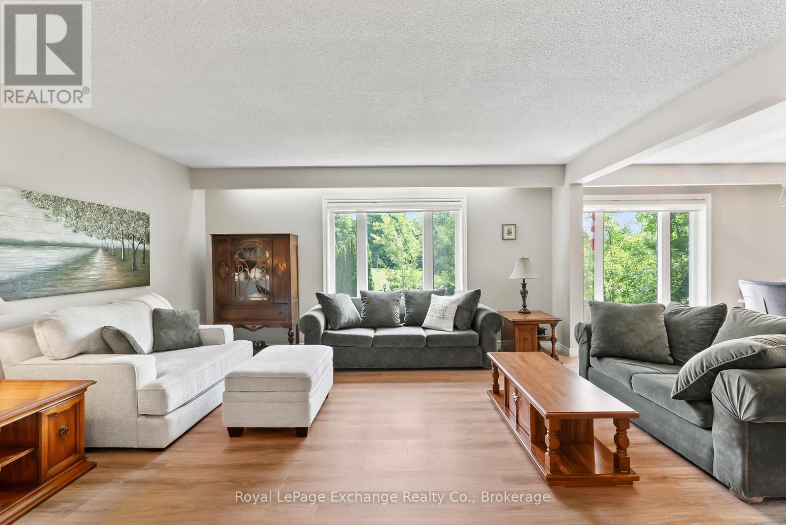 71 Upper Lorne Beach Road, Kincardine, Ontario  N0G 2T0 - Photo 5 - X12266083