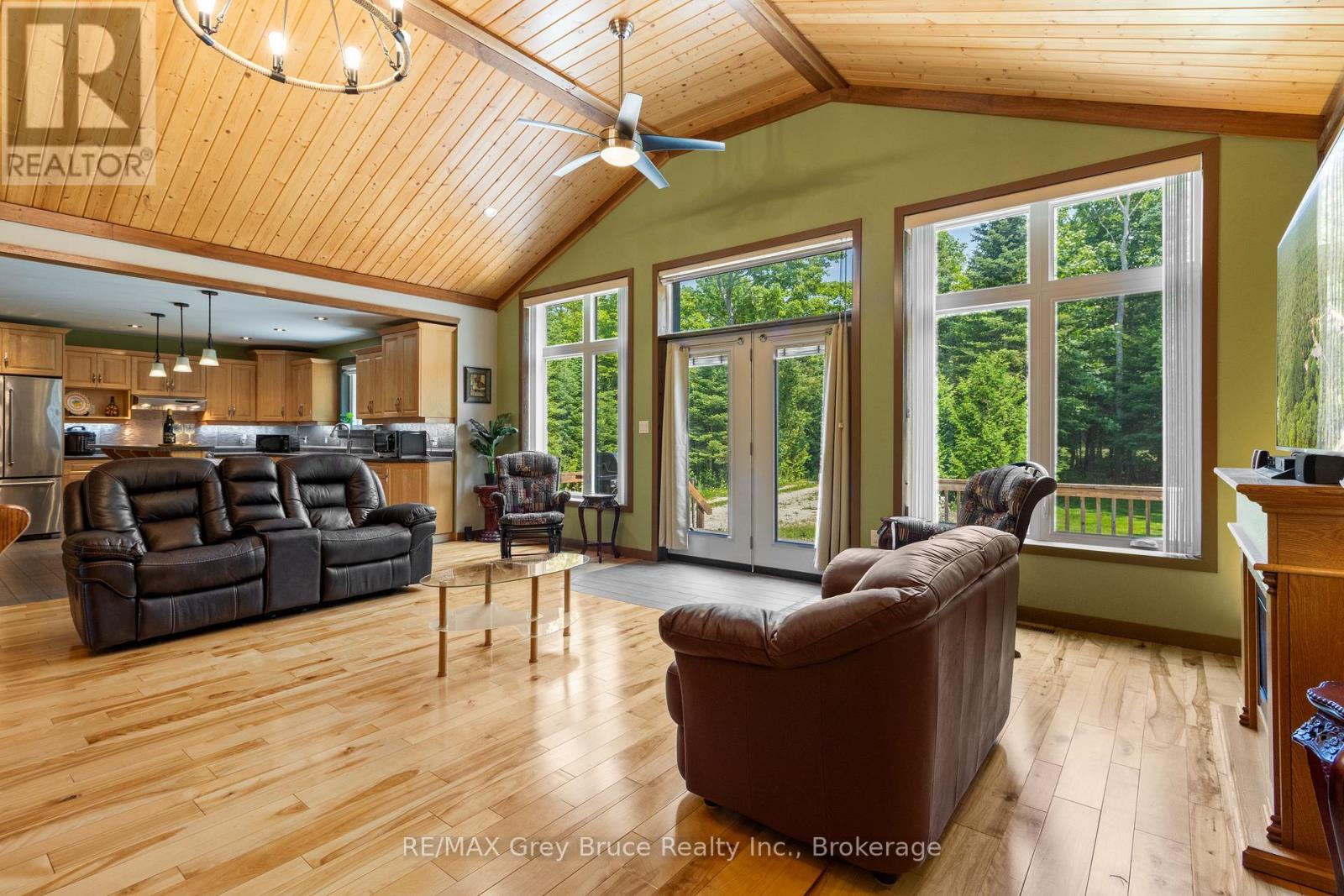 170 Cape Hurd Road, Northern Bruce Peninsula, Ontario  N0H 2R0 - Photo 11 - X12266311