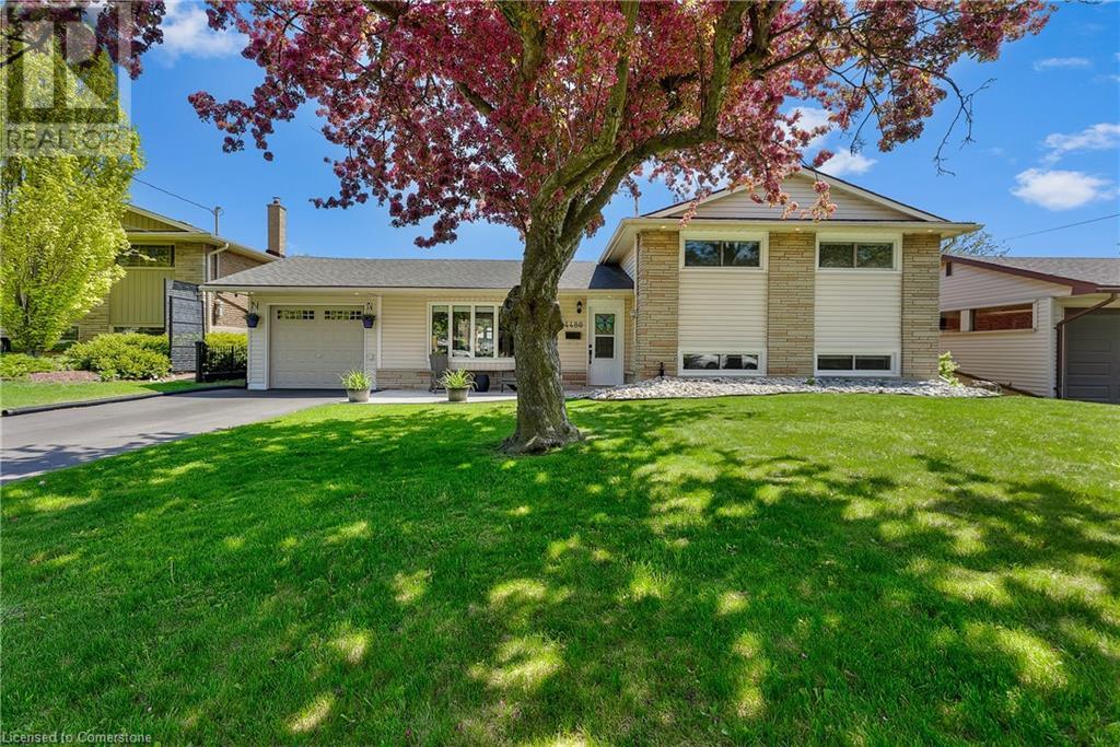 4480 Queensway Garden, Niagara Falls, Ontario  L2E 6P7 - Photo 3 - 40748052