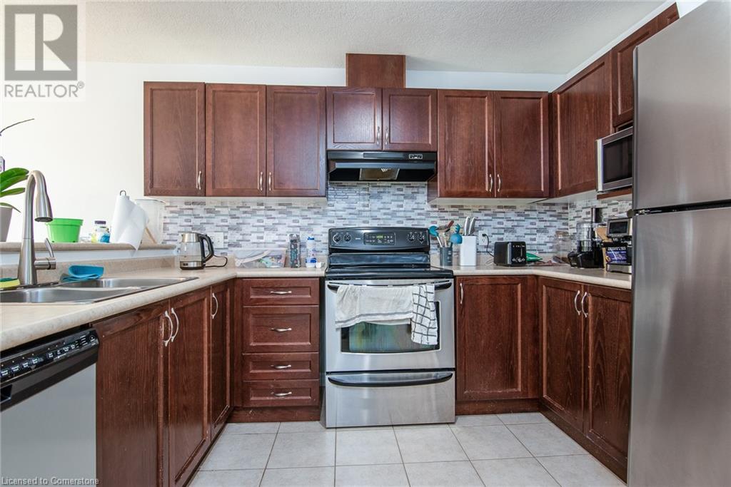 535 Windflower Crescent Unit# 51, Kitchener, Ontario  N2E 4L7 - Photo 7 - 40748491