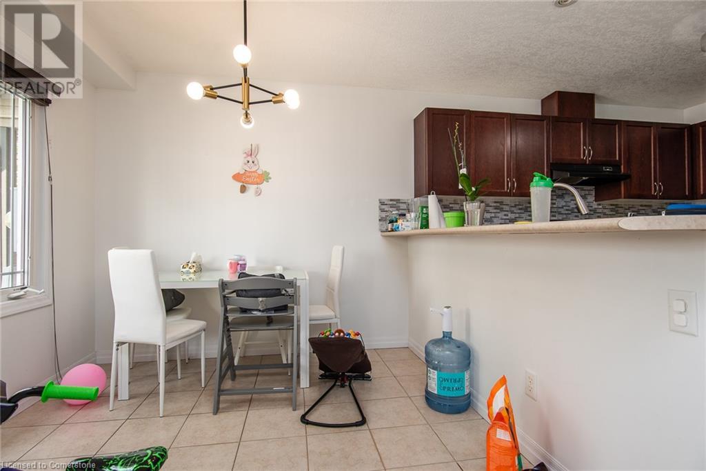 535 Windflower Crescent Unit# 51, Kitchener, Ontario  N2E 4L7 - Photo 9 - 40748491