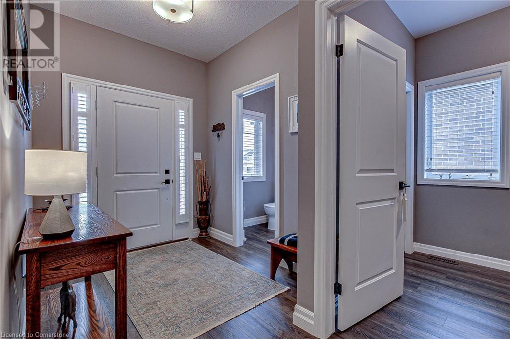 587 Hawthorne Place, Woodstock, Ontario  N4S 0E1 - Photo 5 - 40748480