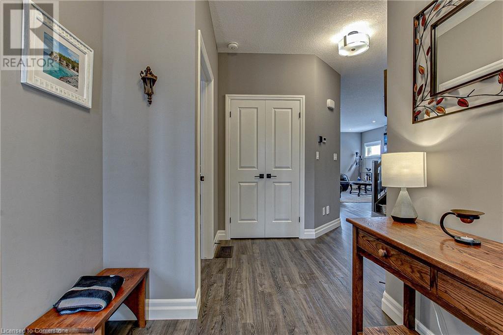 587 Hawthorne Place, Woodstock, Ontario  N4S 0E1 - Photo 6 - 40748480