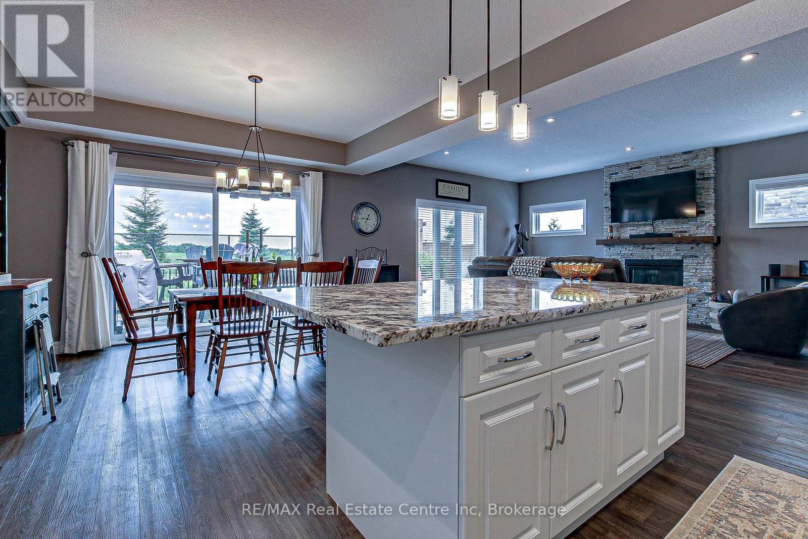 587 Hawthorne Place, Woodstock, Ontario  N4S 0E1 - Photo 15 - X12266452