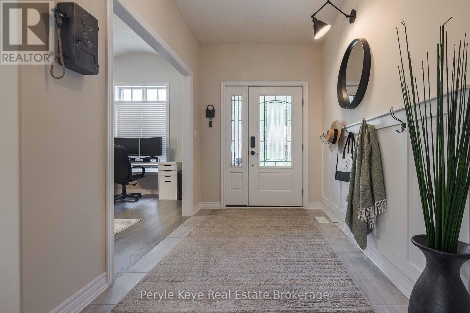 73 Selkirk Drive, Huntsville, Ontario  P1H 0C6 - Photo 8 - X12266519