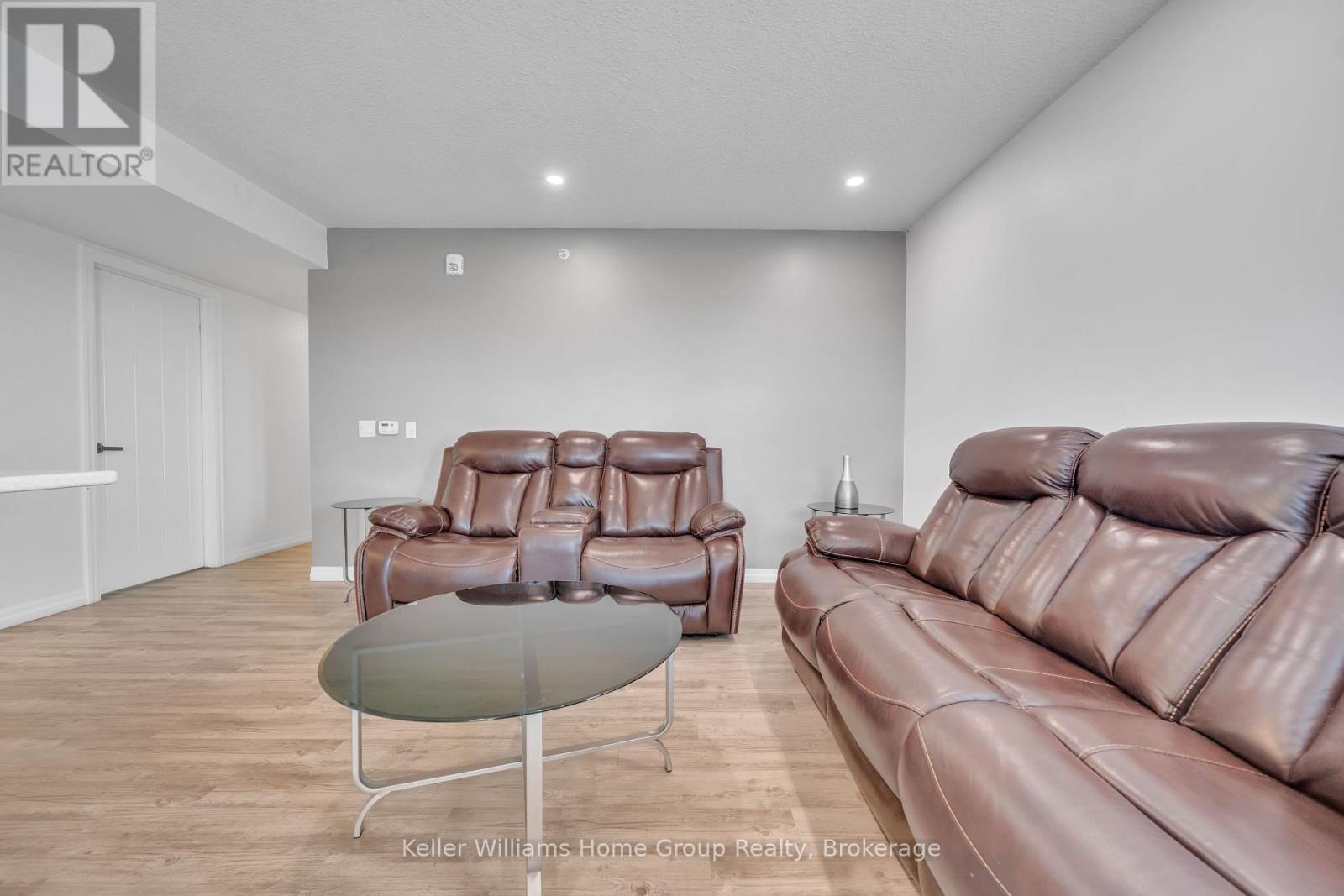 412 - 108 Summit Ridge Drive, Guelph, Ontario  N1E 0P8 - Photo 18 - X12266523