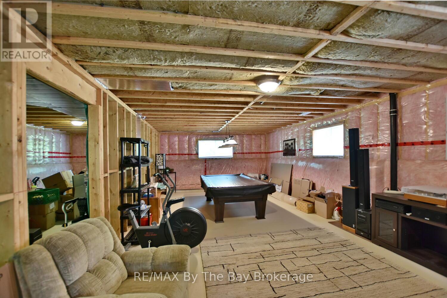 142 Sunnidale Road S, Wasaga Beach, Ontario  L9Z 2S8 - Photo 23 - S12266576
