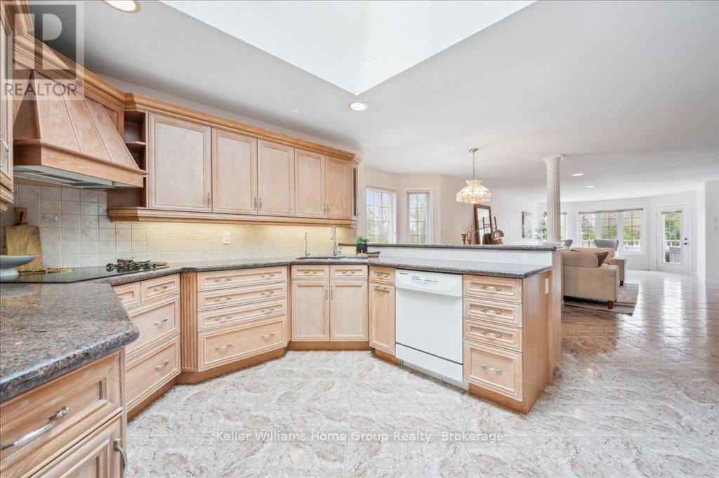 38 Oakridge Crescent, Guelph, Ontario  N1L 1J3 - Photo 14 - X12266645