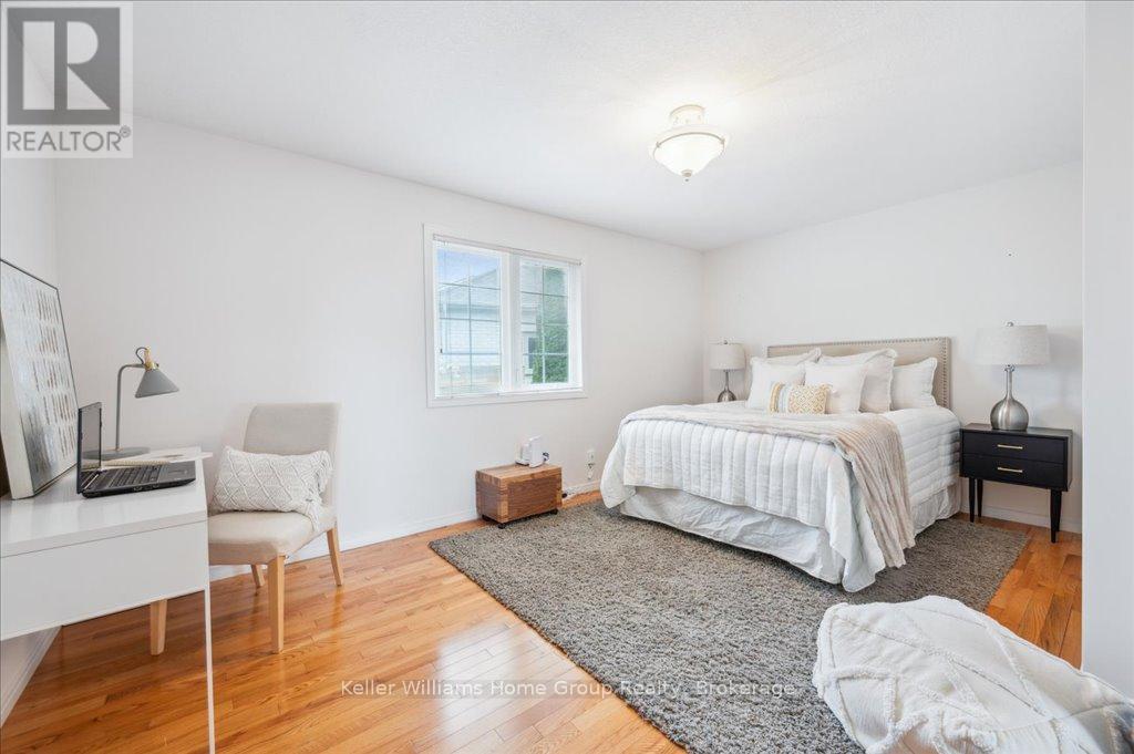 38 Oakridge Crescent, Guelph, Ontario  N1L 1J3 - Photo 16 - X12266645