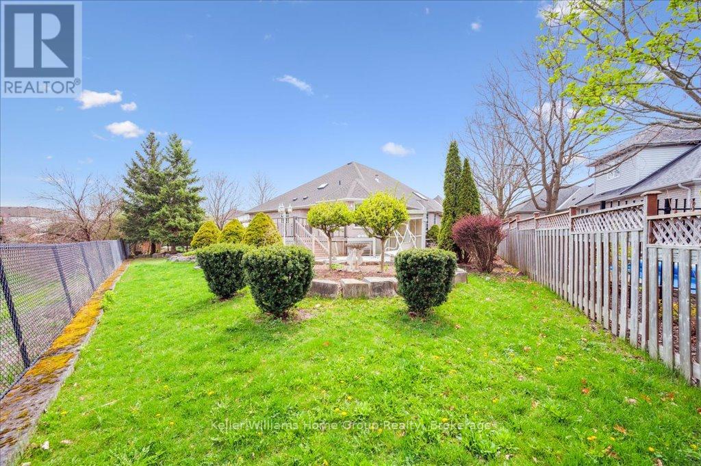 38 Oakridge Crescent, Guelph, Ontario  N1L 1J3 - Photo 28 - X12266645