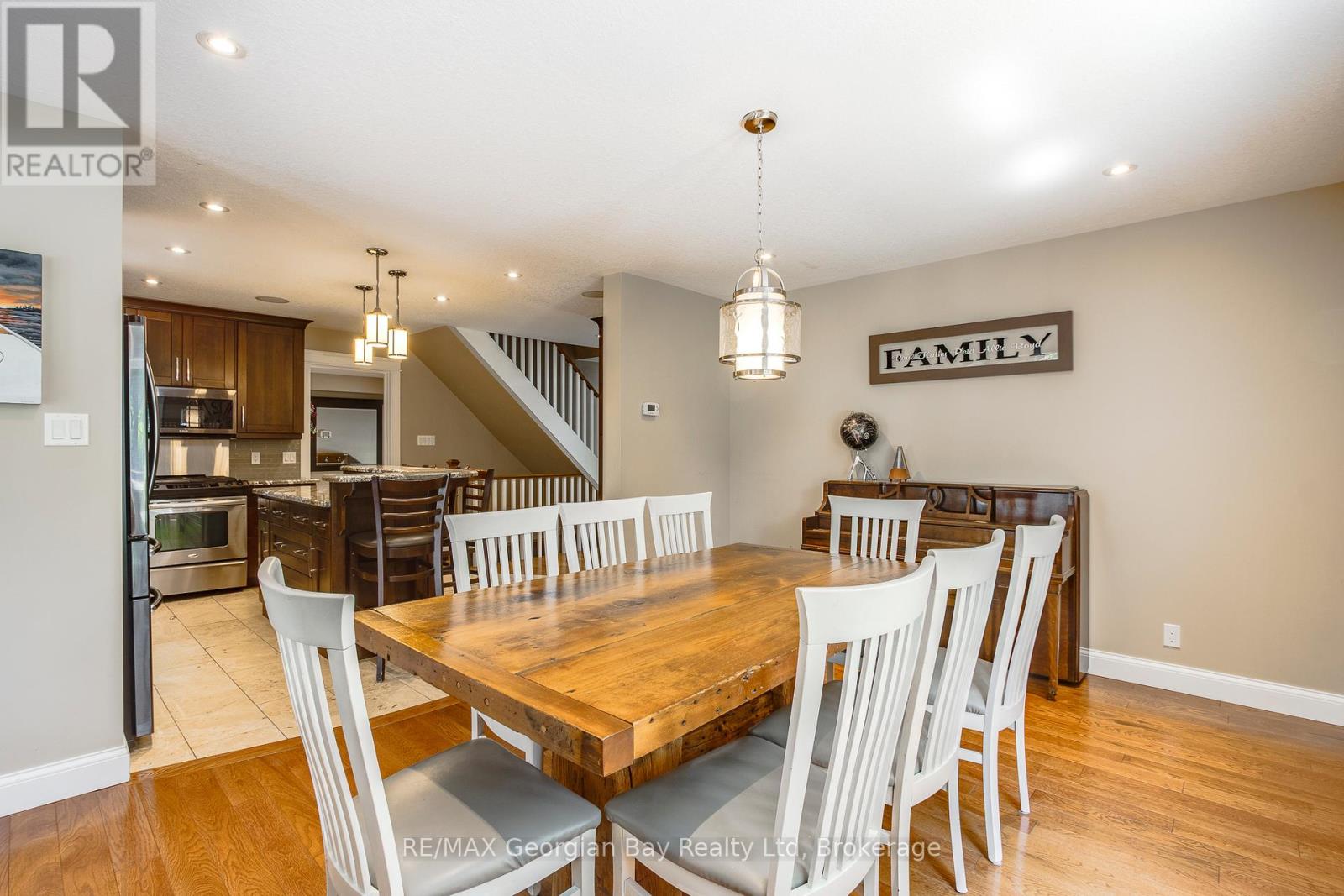 30 Brule Street, Penetanguishene, Ontario  L9M 1J1 - Photo 12 - S12266727