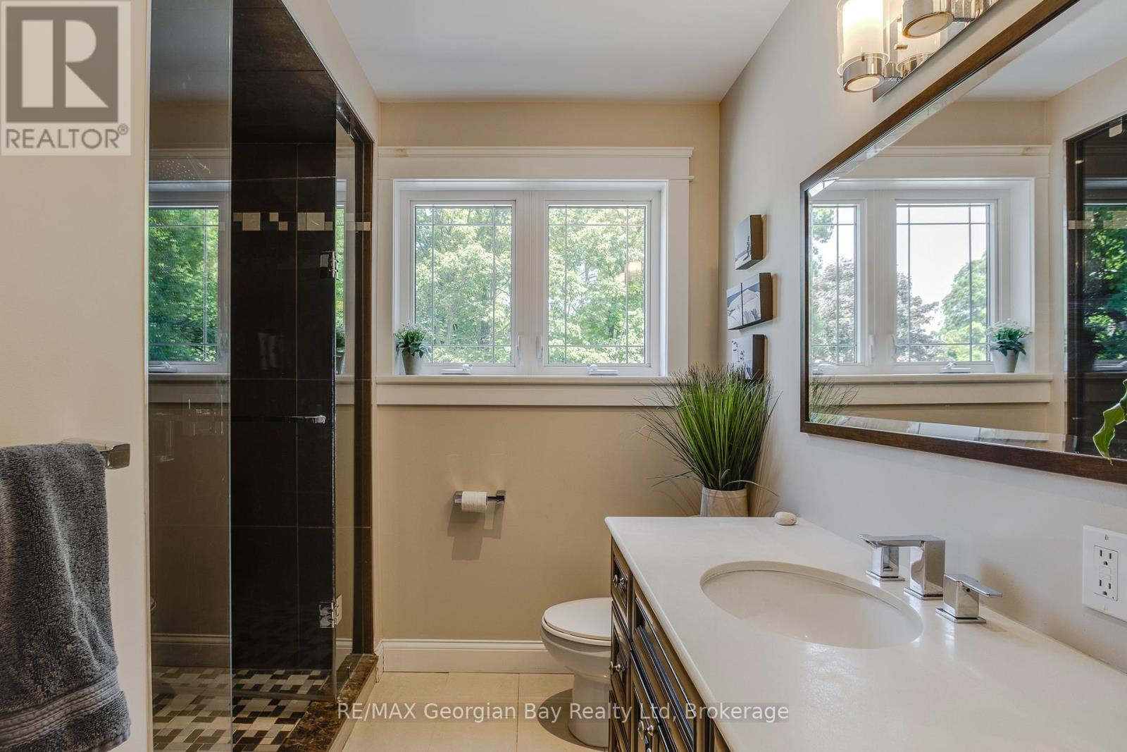 30 Brule Street, Penetanguishene, Ontario  L9M 1J1 - Photo 17 - S12266727