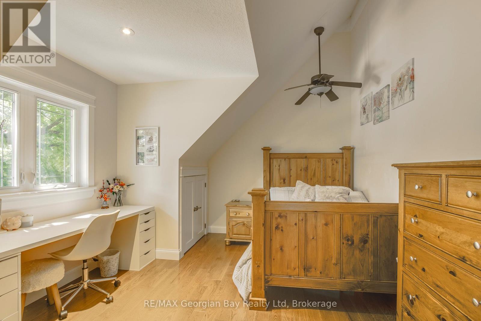 30 Brule Street, Penetanguishene, Ontario  L9M 1J1 - Photo 24 - S12266727
