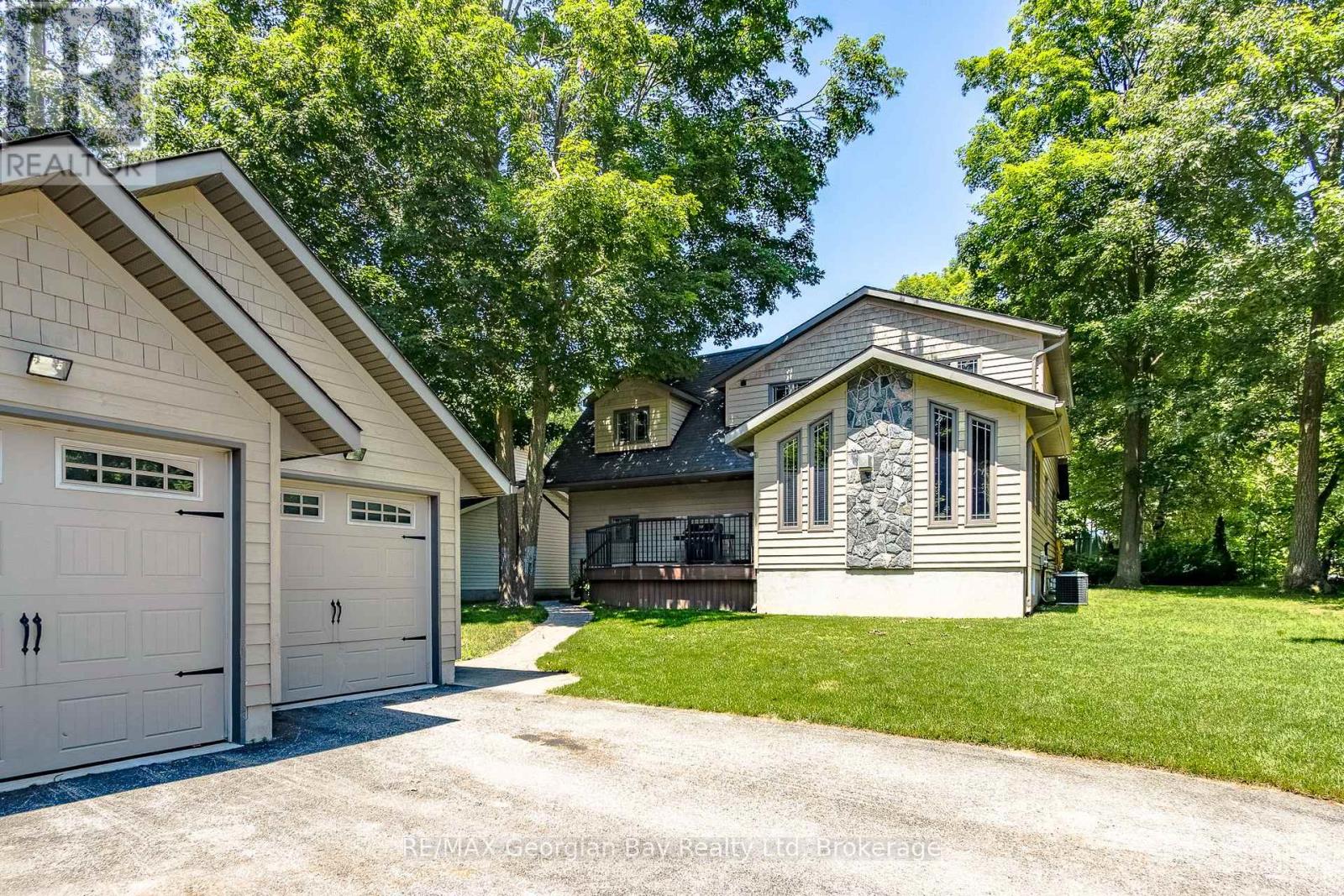 30 Brule Street, Penetanguishene, Ontario  L9M 1J1 - Photo 36 - S12266727