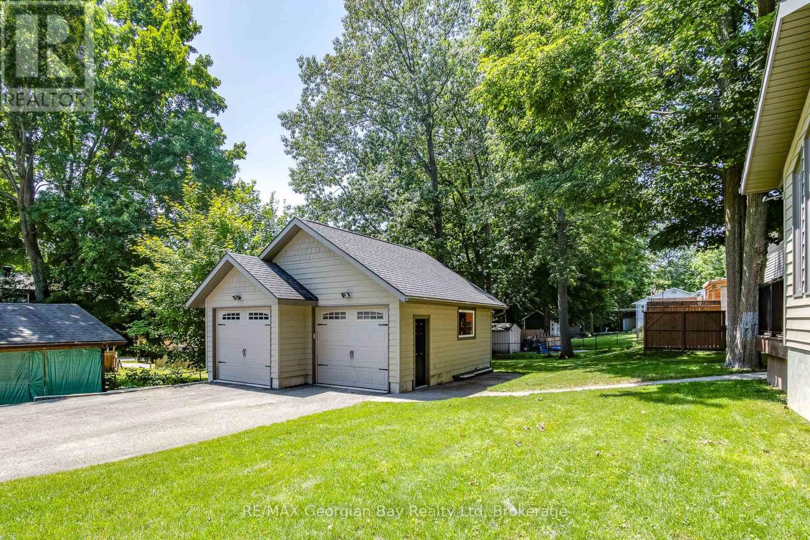 30 Brule Street, Penetanguishene, Ontario  L9M 1J1 - Photo 37 - S12266727