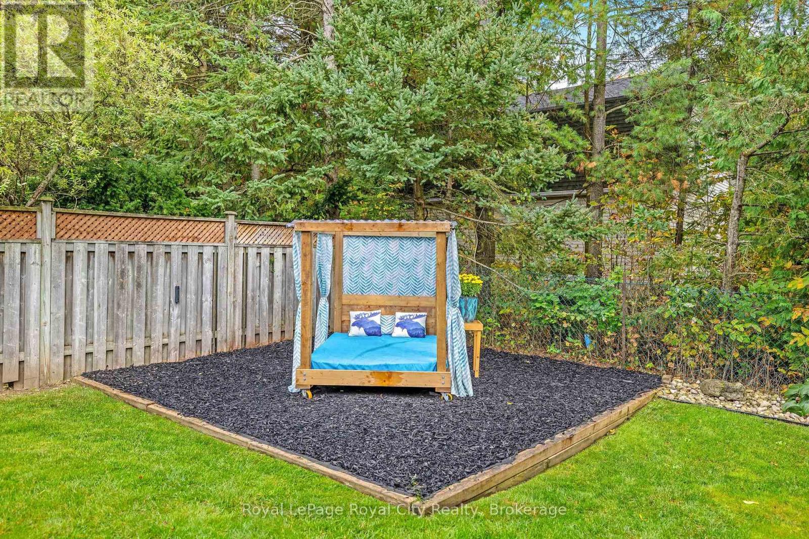 109 Maclennan Street, Guelph/eramosa, Ontario  N0B 2K0 - Photo 42 - X12266725