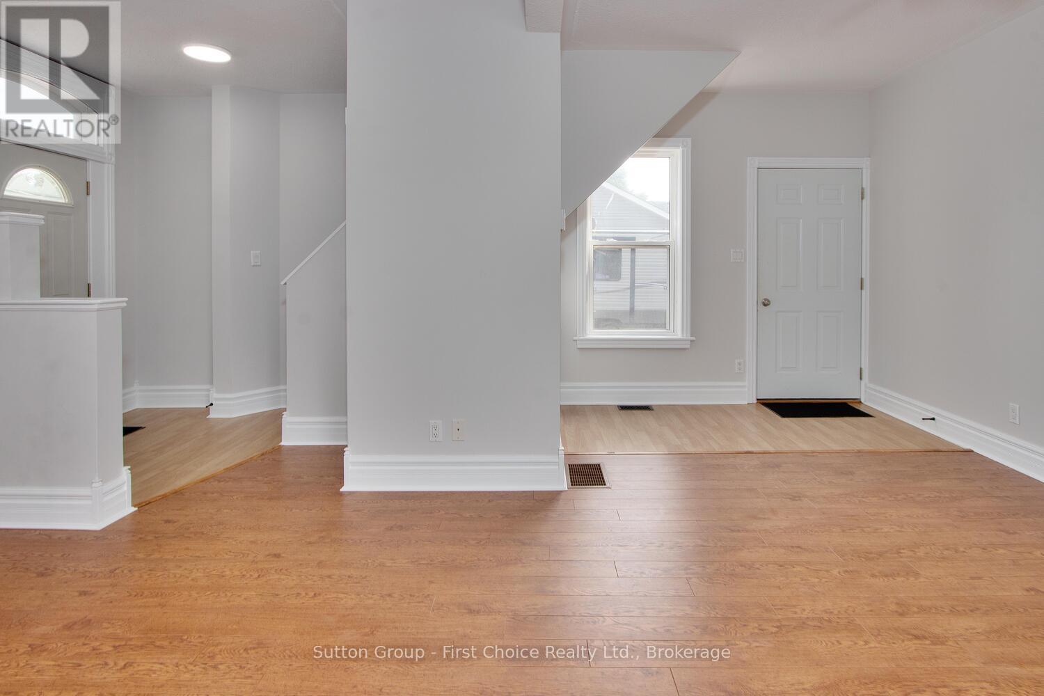 307 Nelson Street, Stratford, Ontario  N5A 2K5 - Photo 13 - X12266728