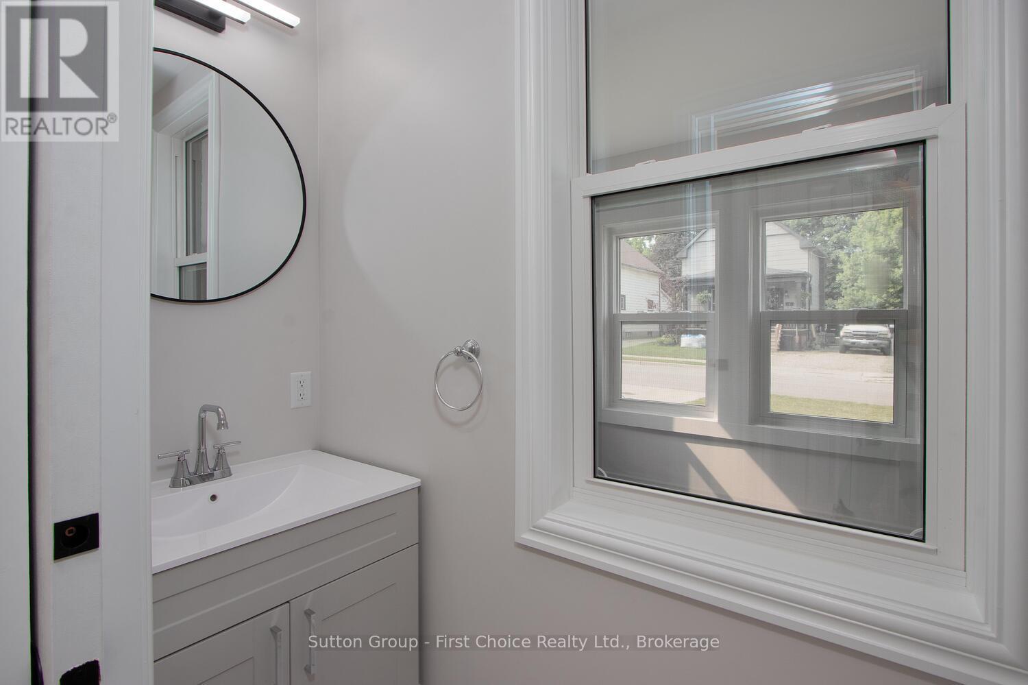 307 Nelson Street, Stratford, Ontario  N5A 2K5 - Photo 28 - X12266728