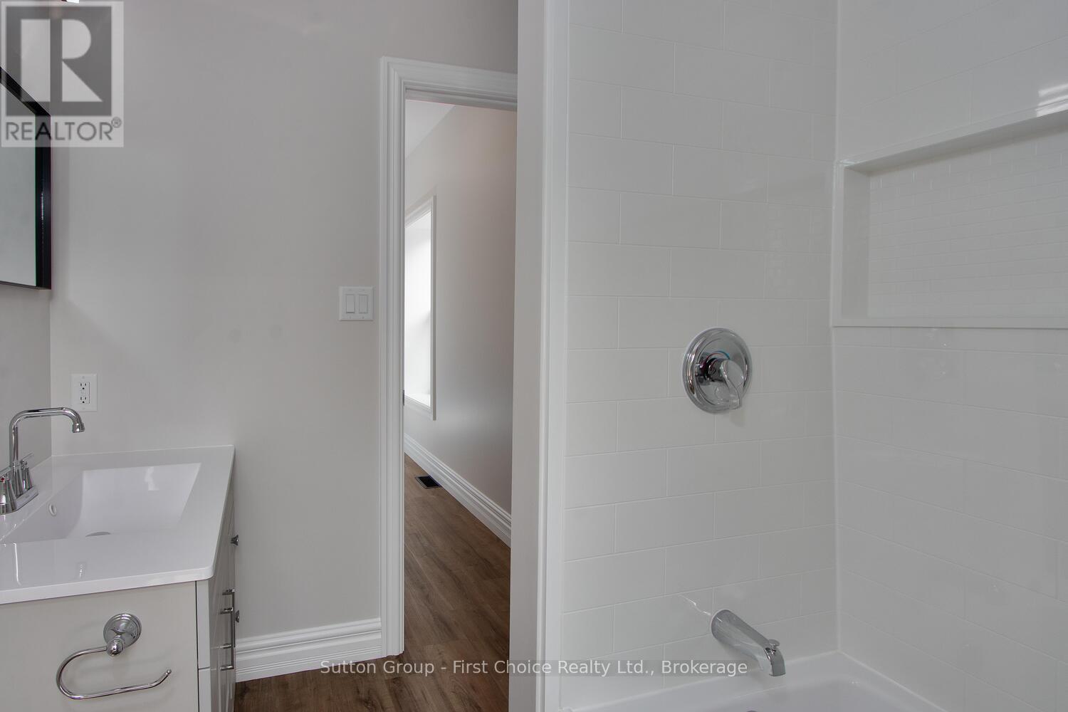 307 Nelson Street, Stratford, Ontario  N5A 2K5 - Photo 38 - X12266728