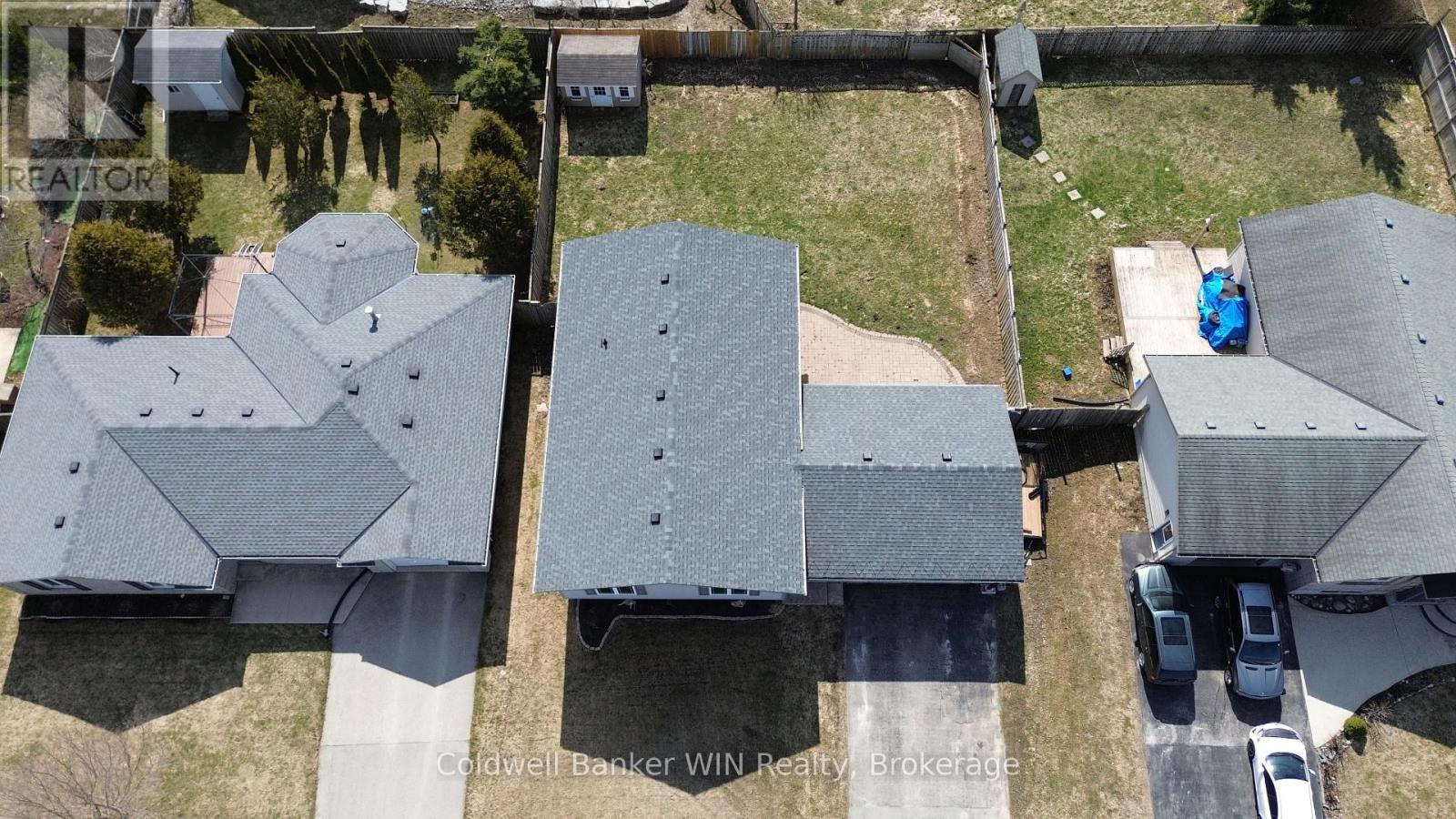 460 King Street E, Wellington North, Ontario  N0G 2L2 - Photo 3 - X12266745