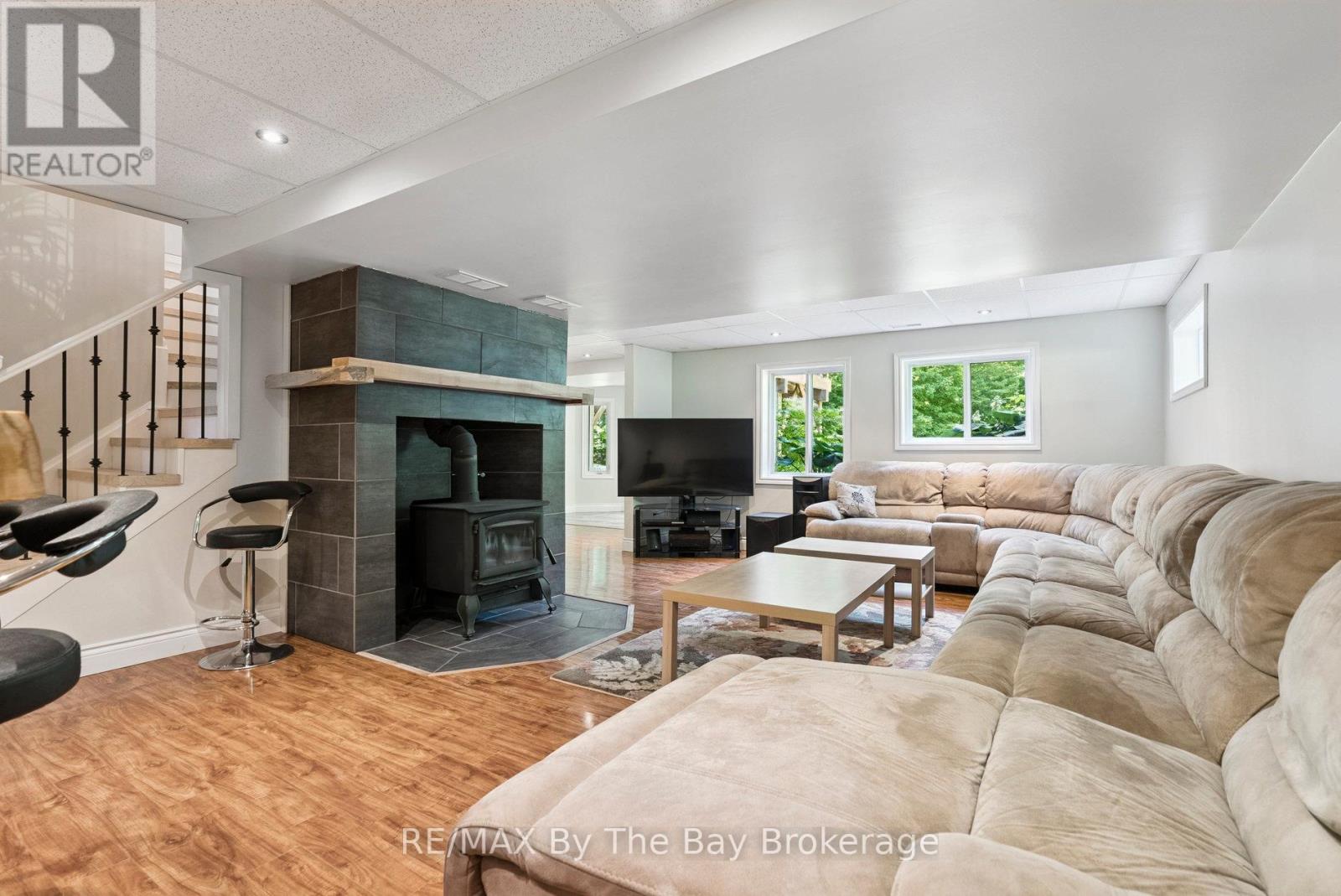 19 Gillespie Trail Se, Essa, Ontario  L3W 0V1 - Photo 28 - N12266899