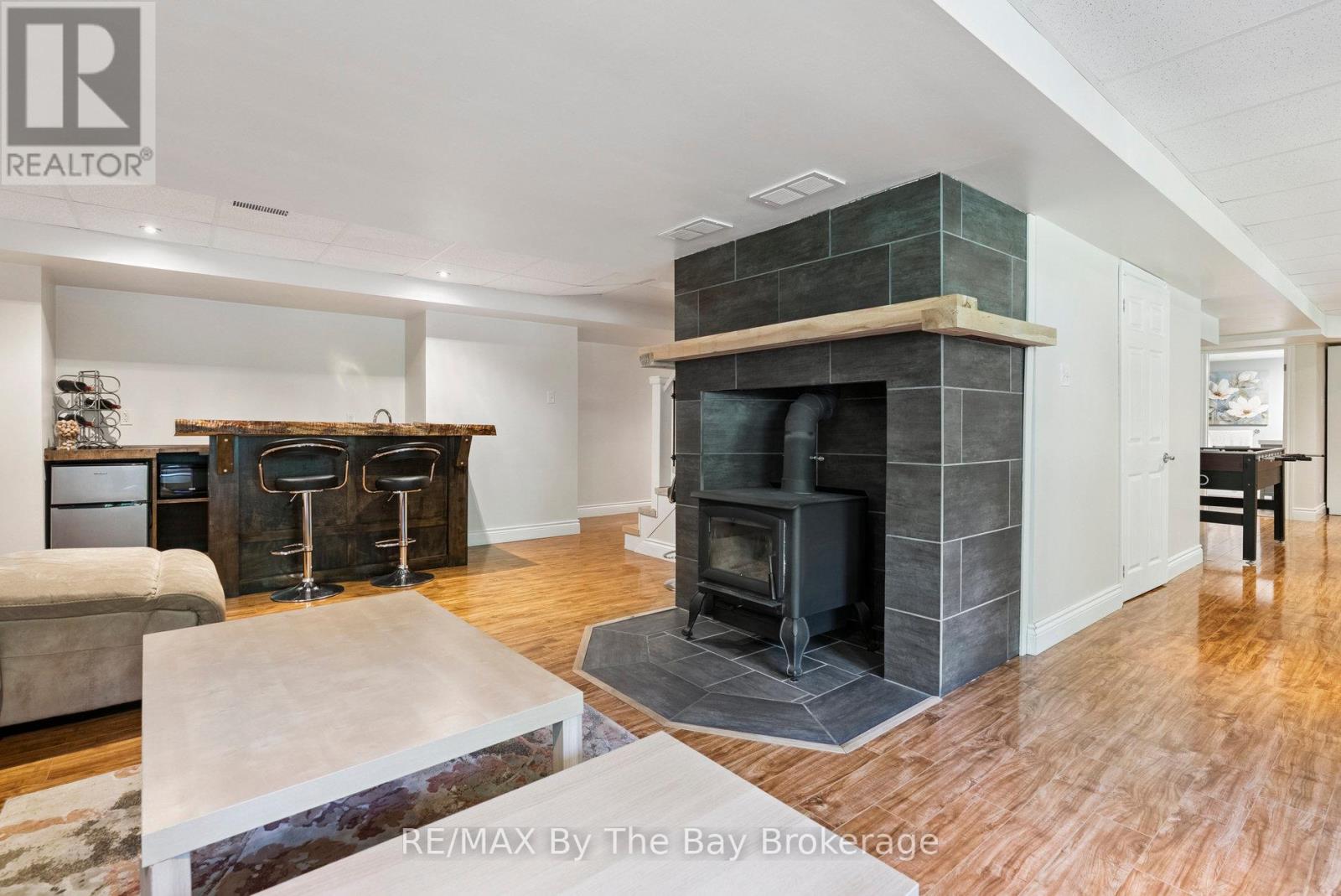 19 Gillespie Trail Se, Essa, Ontario  L3W 0V1 - Photo 36 - N12266899