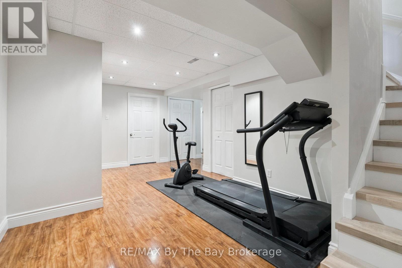 19 Gillespie Trail Se, Essa, Ontario  L3W 0V1 - Photo 38 - N12266899