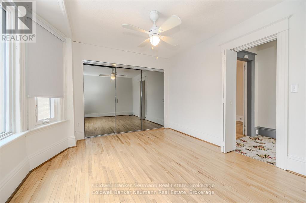 73 Terrace Hill Street, Brantford, Ontario  N3R 1G2 - Photo 15 - X12266802