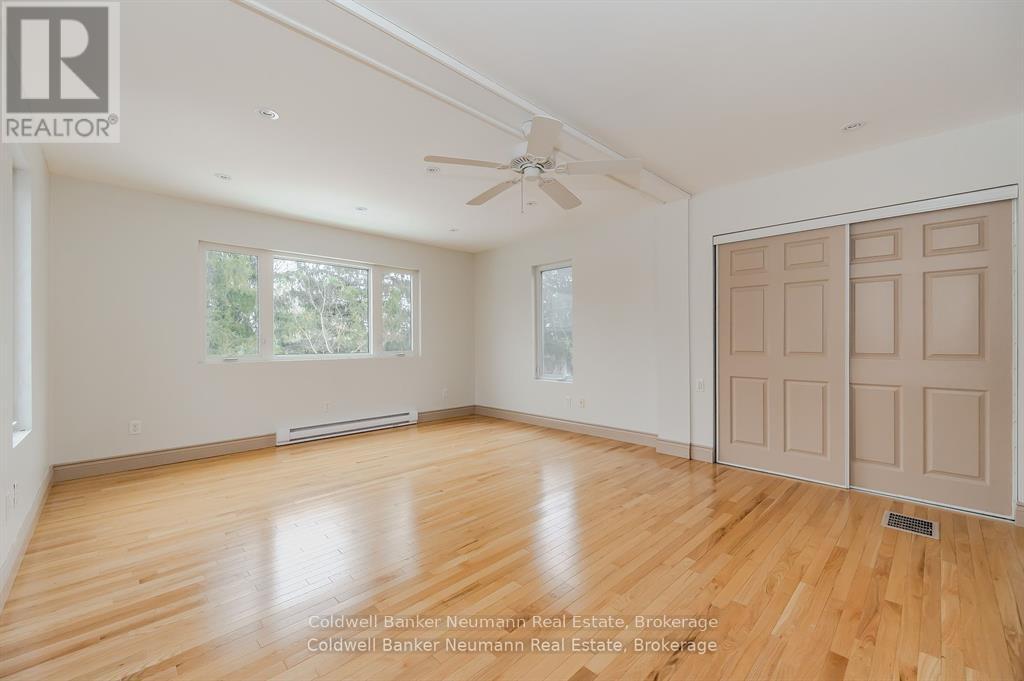 73 Terrace Hill Street, Brantford, Ontario  N3R 1G2 - Photo 20 - X12266802