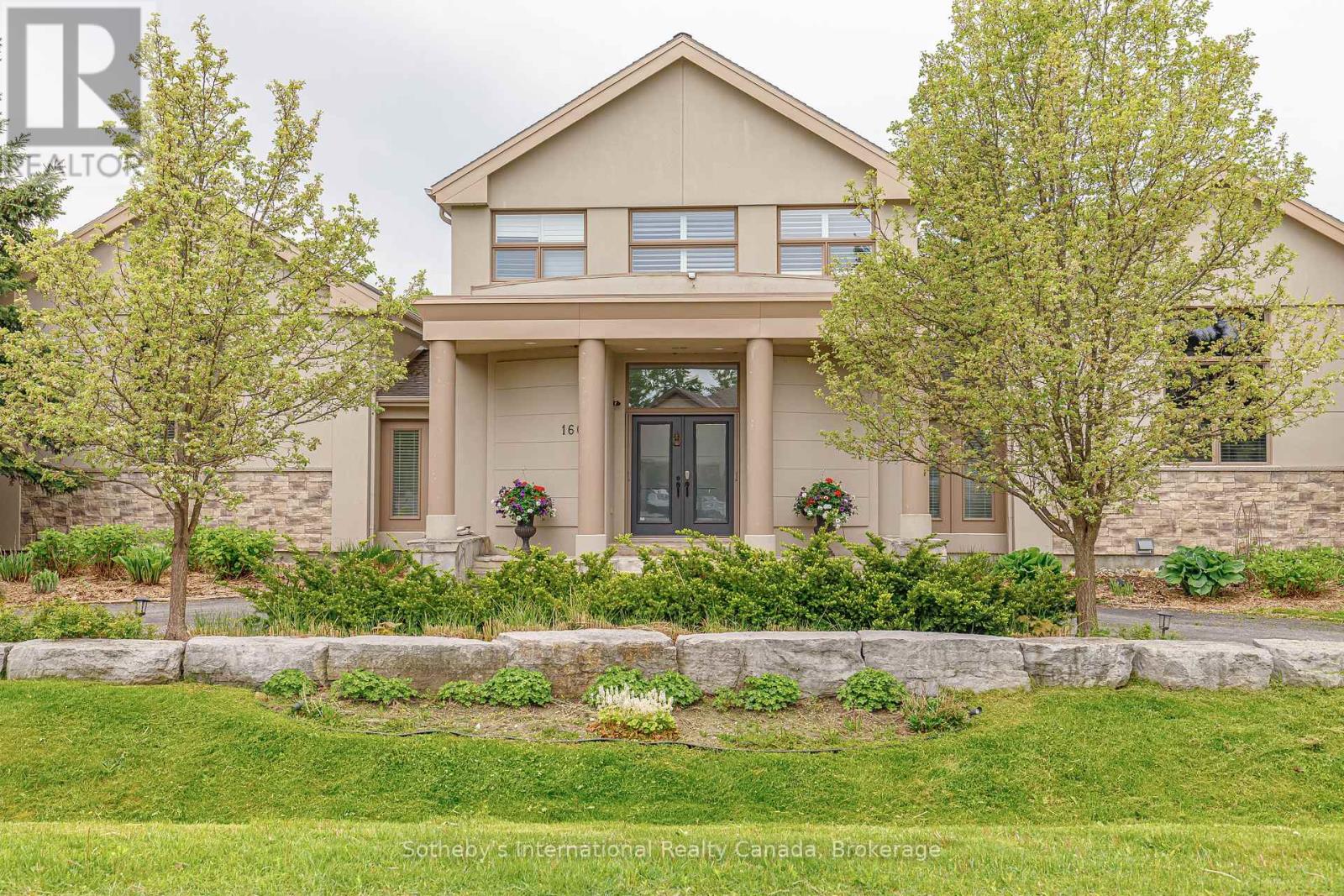 160 Grand Cypress Lane, Blue Mountains, Ontario  L9Y 0K8 - Photo 2 - X12266813