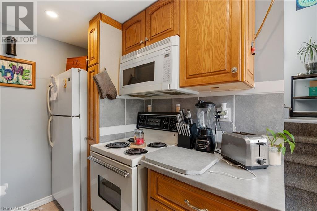 23 Railway St, Hagersville, Ontario  N0A 1H0 - Photo 6 - 40747175