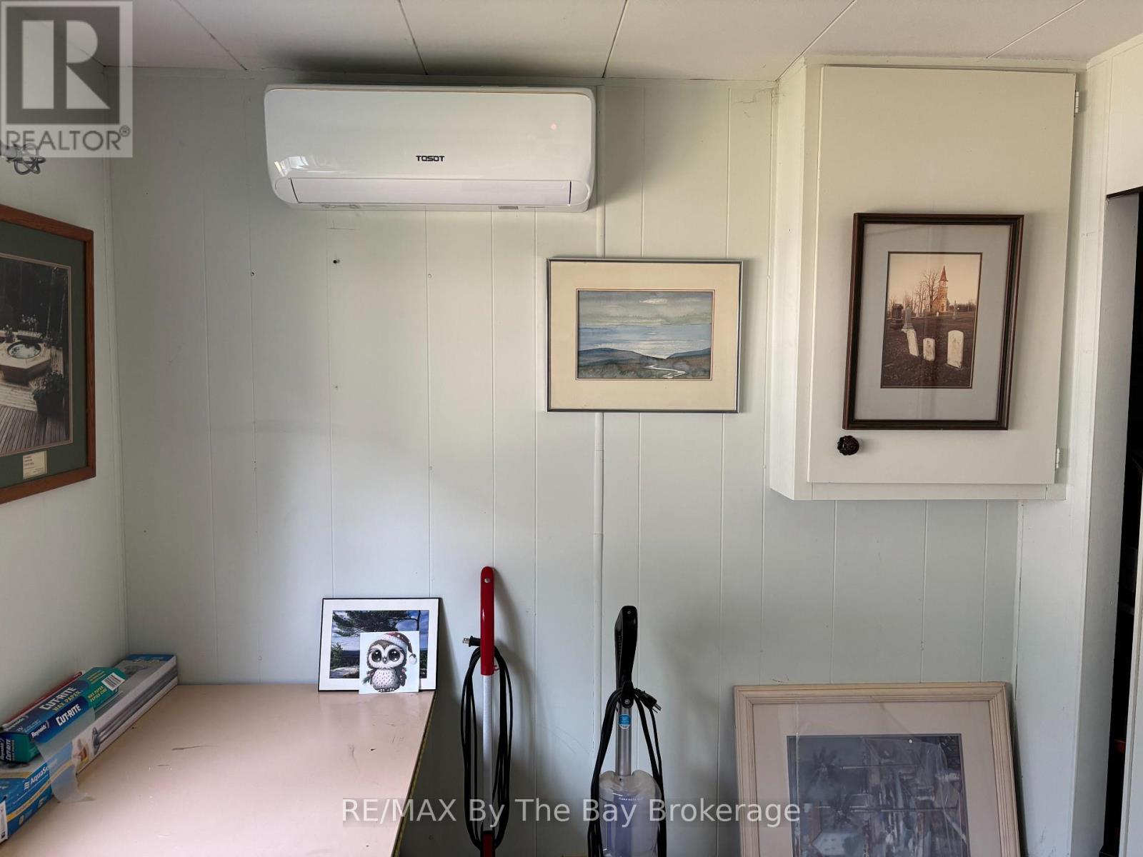 60 Flora Drive, Innisfil, Ontario  L9S 1R1 - Photo 12 - N12266983