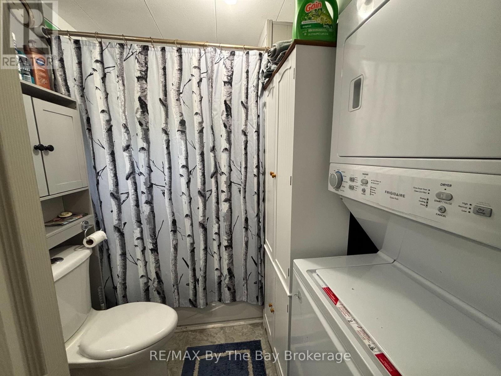 60 Flora Drive, Innisfil, Ontario  L9S 1R1 - Photo 26 - N12266983