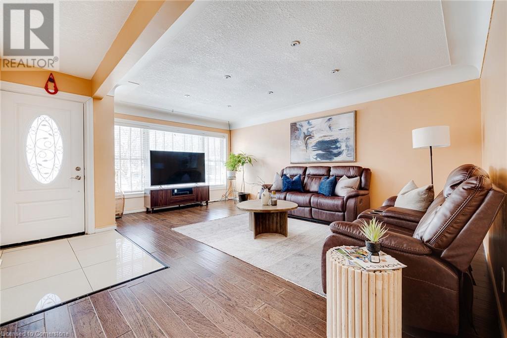 392 Fischer Hallman Road, Kitchener, Ontario  N2M 4Y1 - Photo 5 - 40747079