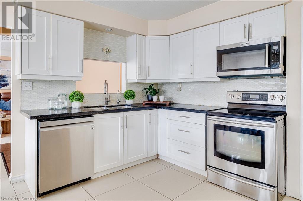 392 Fischer Hallman Road, Kitchener, Ontario  N2M 4Y1 - Photo 9 - 40747079