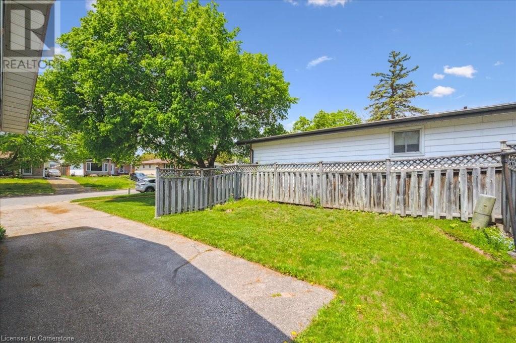 148 Pepperwood Crescent, Kitchener, Ontario  N2A 2R3 - Photo 38 - 40742289