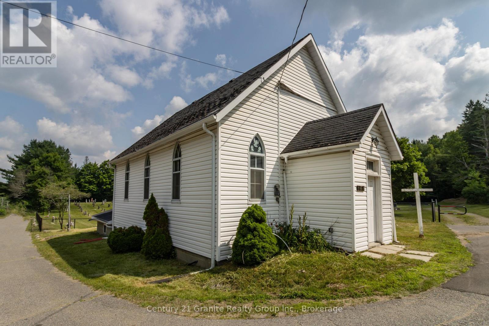 10961 HIGHWAY 118, Algonquin Highlands, Ontario