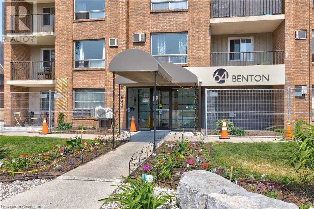 64 Benton Street Unit# 902, Kitchener, Ontario  N2G 4L9 - Photo 2 - 40748417