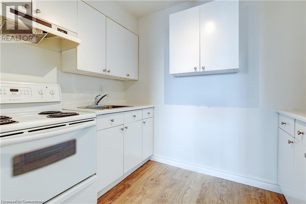 64 Benton Street Unit# 902, Kitchener, Ontario  N2G 4L9 - Photo 8 - 40748417