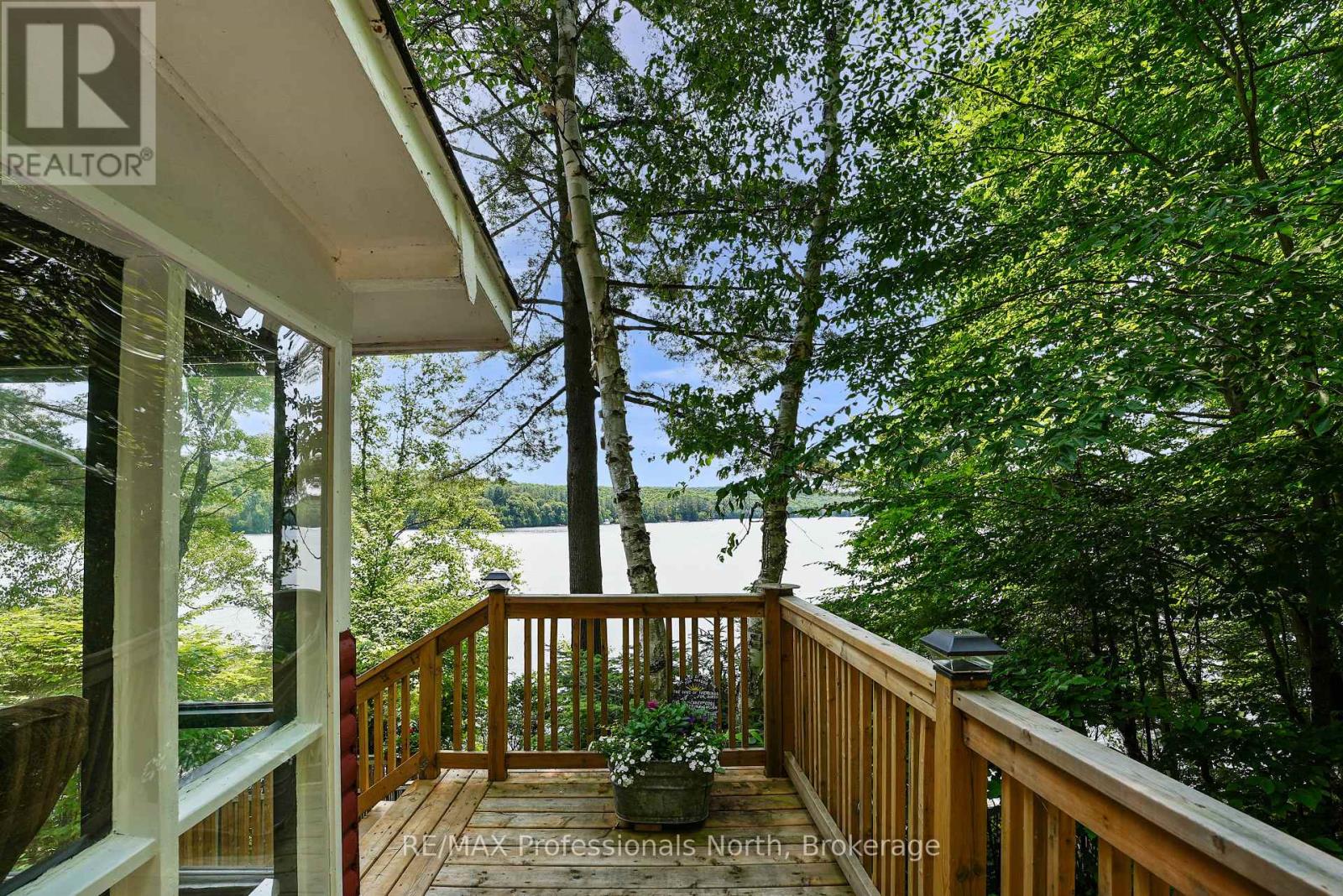 1089 Autumn Lane, Dysart Et Al, Ontario  K0M 1S0 - Photo 32 - X12267040